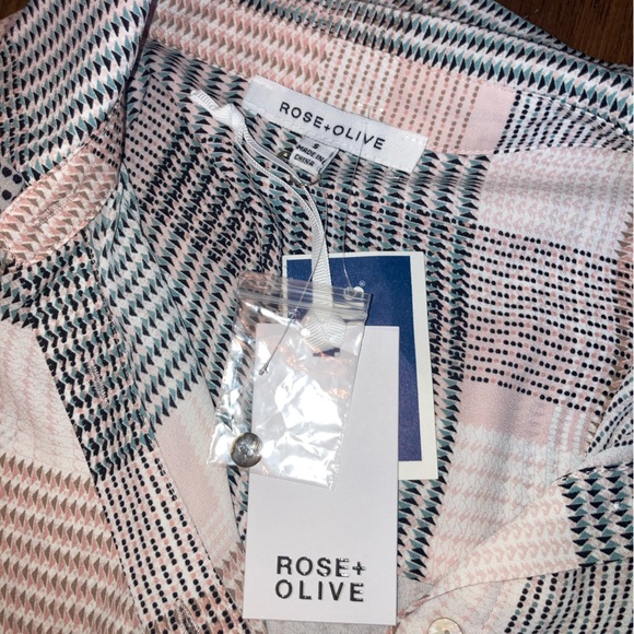 NWT Rose + Olive Tie Front button down Top Small - Picture 8 of 12